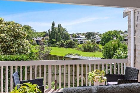 Photo of property in 2/30 Curacao Place, Half Moon Bay, Auckland, 2012