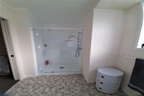 Photo of property in 3/2 Burdendale Grove, Churton Park, Wellington, 6037