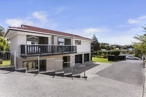 Photo of property in 24 Hebron Road, Waiake, Auckland, 0630