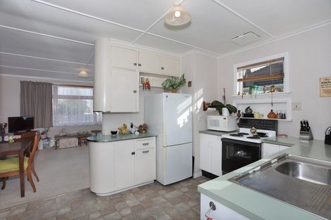 Photo of property in 31 Lower High Street, Marton, 4710