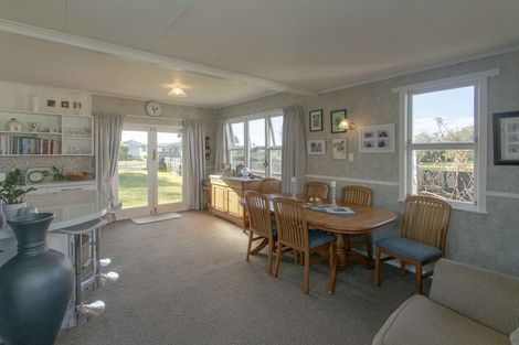 Photo of property in 166 Mill Road, Clive, 4180