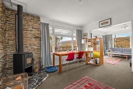 Photo of property in 89 Branxholm Street, Roxburgh, 9500