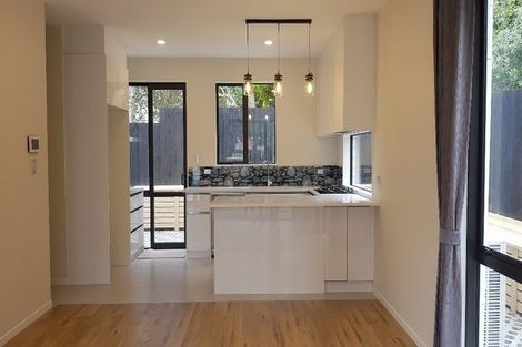 Photo of property in 9a Becroft Drive, Forrest Hill, Auckland, 0620