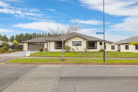 Photo of property in 29 Putake Drive, Parklands, Christchurch, 8083