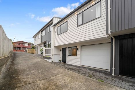 Photo of property in 79c Granville Drive, Massey, Auckland, 0614