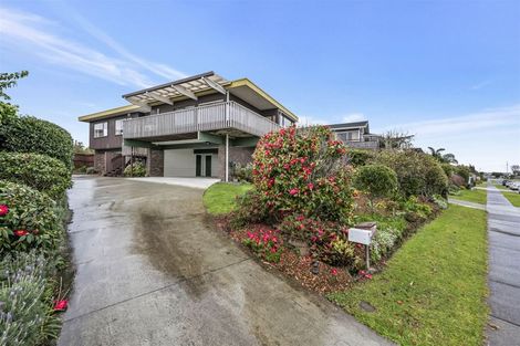 Photo of property in 34 Waller Avenue, Bucklands Beach, Auckland, 2012