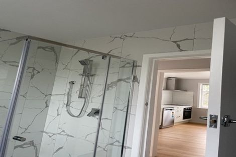 Photo of property in 39 Park Road, Glenfield, Auckland, 0629