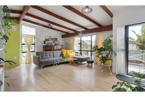 Photo of property in 2a Ranch Avenue, Beach Haven, Auckland, 0626