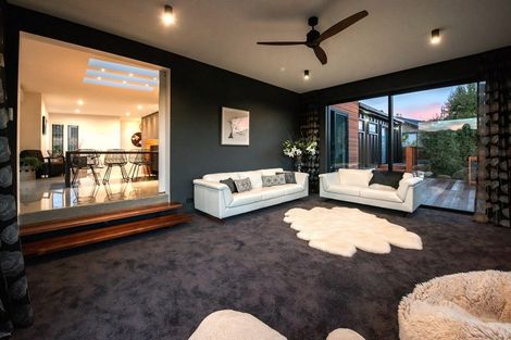 Photo of property in 9 Matipo Street, Wanaka, 9305