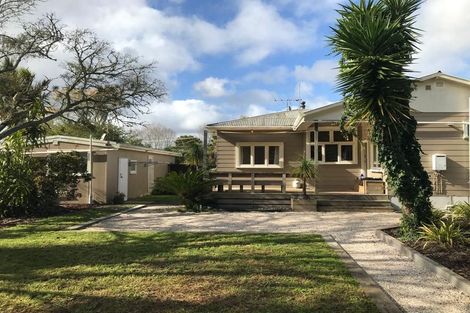 Photo of property in 46 Alice Street, Riverhead, 0820