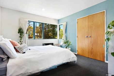 Photo of property in 30 Rosemary Avenue, Forrest Hill, Auckland, 0620