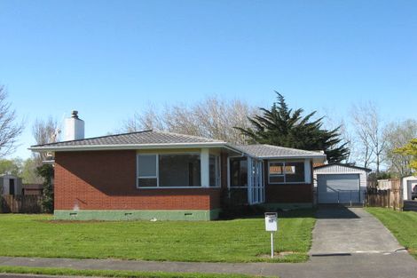 Photo of property in 17 Taumaihi Street, Bulls, 4818