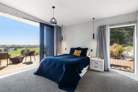 Photo of property in 13 Redmund Spur Road, Kennedys Bush, Christchurch, 8025
