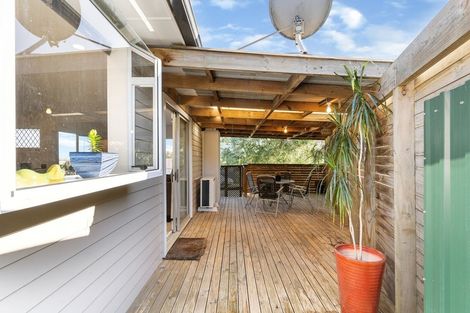 Photo of property in 3 Mack Place, Red Hill, Papakura, 2110