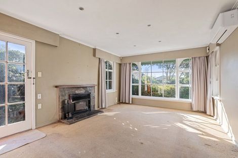 Photo of property in 12 Ladbrokes Place, Fendalton, Christchurch, 8052