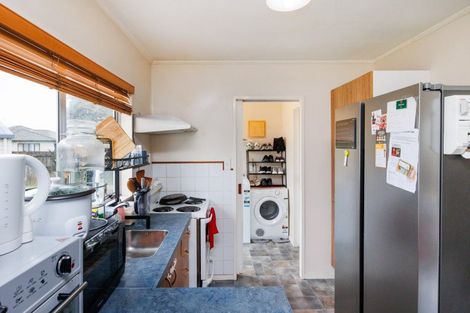 Photo of property in 31 Lydia Place, Kelvin Grove, Palmerston North, 4414