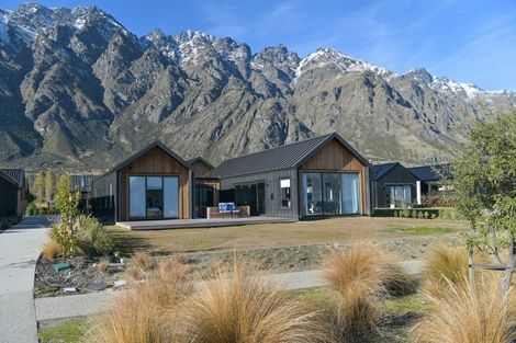 Photo of property in 19 Glenfiddich Road, Jacks Point, Queenstown, 9371