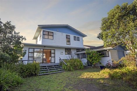 Photo of property in 100 Tangaroa Road, Whangamata, 3620