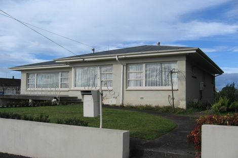 Photo of property in 77 Forest Lake Road, Forest Lake, Hamilton, 3200