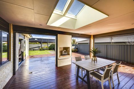 Photo of property in 6 Percy Berry Place, Havelock North, 4130