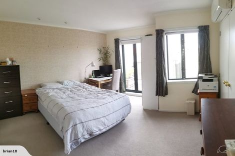 Photo of property in Tuscany Towers, 30/1 Ambrico Place, New Lynn, Auckland, 0600