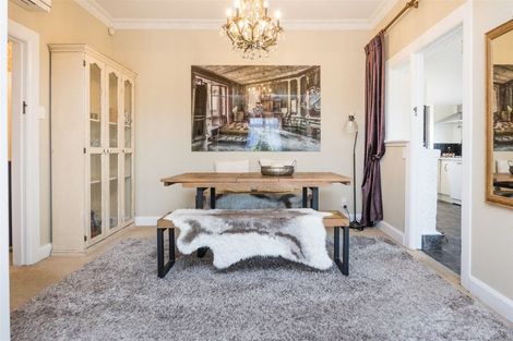 Photo of property in 10 Milverton Avenue, Hokowhitu, Palmerston North, 4410