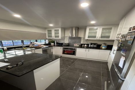 Photo of property in 13 Reyland Close, Weymouth, Auckland, 2103