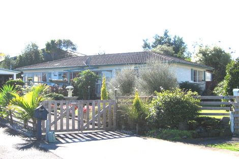 Photo of property in 10 Janine Place, Bucklands Beach, Auckland, 2014