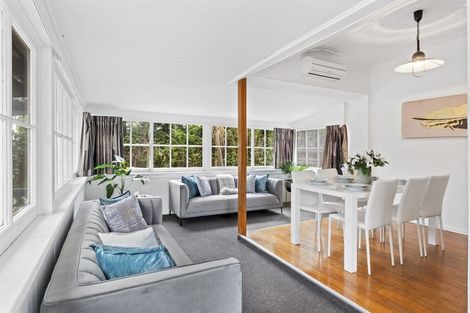 Photo of property in 18 Cosgrave Road, Papakura, 2110