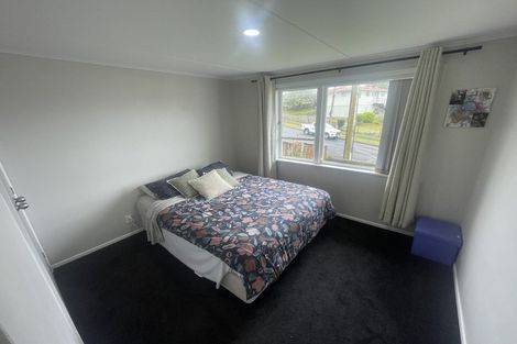 Photo of property in 146 Sievers Grove, Cannons Creek, Porirua, 5024