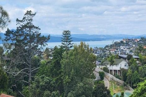 Photo of property in 1/70b Carlisle Road, Browns Bay, Auckland, 0632