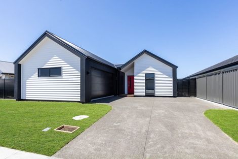 Photo of property in 20 Ruapehu Road, Poraiti, Napier, 4112