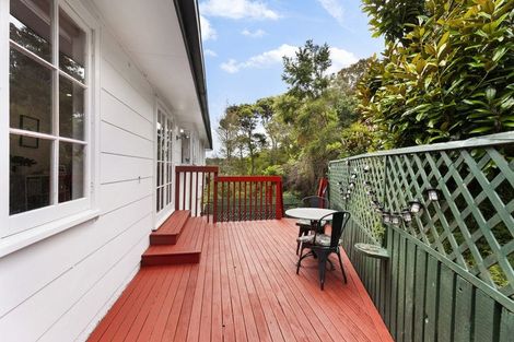 Photo of property in 30 Glencourt Place, Glenfield, Auckland, 0629