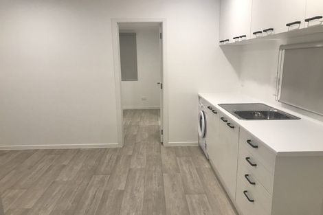 Photo of property in 7 Skyla Place, Massey, Auckland, 0614