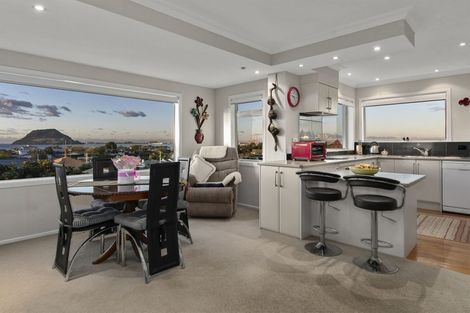 Photo of property in 9a Tirinui Crest Road, Otumoetai, Tauranga, 3110