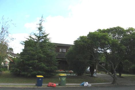 Photo of property in 49 John Downs Drive, Browns Bay, Auckland, 0630