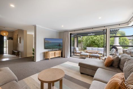 Photo of property in 142 Longview Drive, Papamoa Beach, Papamoa, 3118