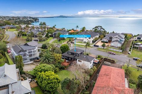 Photo of property in 11 Stevenson Way, Cockle Bay, Auckland, 2014