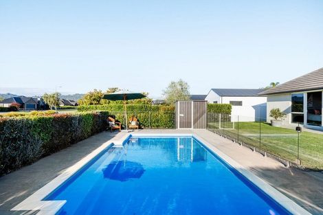 Photo of property in 13 Alan Livingston Drive, Cambridge, 3434