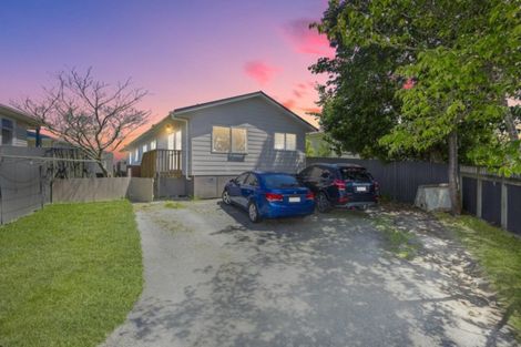 Photo of property in 32a Aniseed Grove, Timberlea, Upper Hutt, 5018