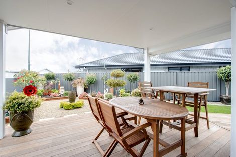 Photo of property in 18 Arrow Place, Te Awa, Napier, 4110
