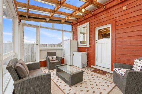 Photo of property in 23 Ruapehu Street, Castlecliff, Whanganui, 4501