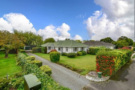 Photo of property in 136 Maidstone Road, Ilam, Christchurch, 8041