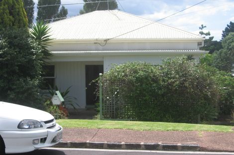 Photo of property in 26 Saint Leonards Road, Devonport, Auckland, 0624