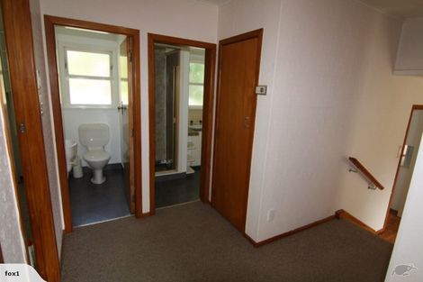 Photo of property in 10 Kamla Way, Khandallah, Wellington, 6035