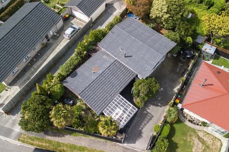 Photo of property in 6 Chilton Drive, Mairehau, Christchurch, 8052