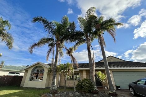 Photo of property in 179 Lakeside Drive, Orewa, 0931