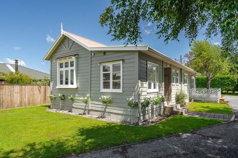 Photo of property in 9 Yule Grove, Greytown, 5712