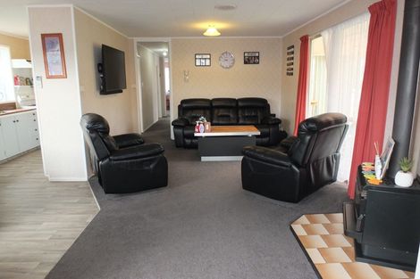 Photo of property in 10 Harrod Avenue, Foxton Beach, Foxton, 4815