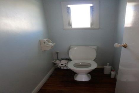 Photo of property in 215 Memorial Avenue, Burnside, Christchurch, 8053